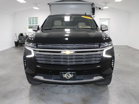 Used 2021 Chevrolet Tahoe Premier w/ Premium Package AWD/4WD image 3
