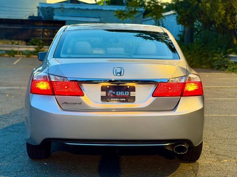 Used 2013 Honda Accord LX image 4