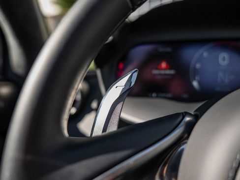 Used 2024 McLaren 750S Spider image 14