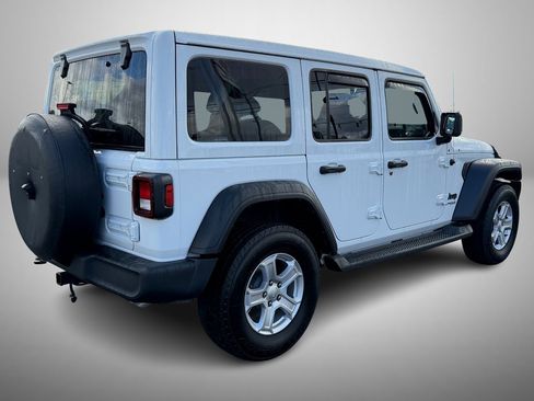 Used 2022 Jeep Wrangler Unlimited Sport w/ Sun And Sound Package image 3