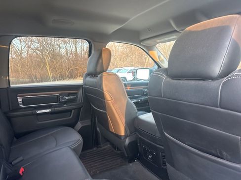 Used 2017 RAM 1500 Laramie image 13