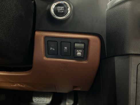 Used 2021 Toyota Sequoia Platinum AWD/4WD image 16