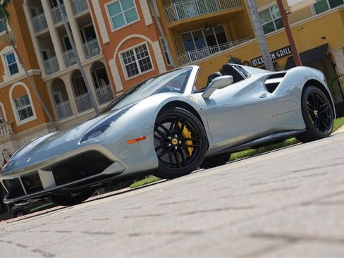 Used 2018 Ferrari 488 Spider RWD image 67