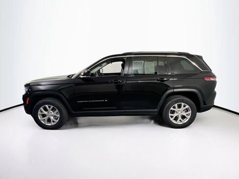 Used 2022 Jeep Grand Cherokee Limited image 8