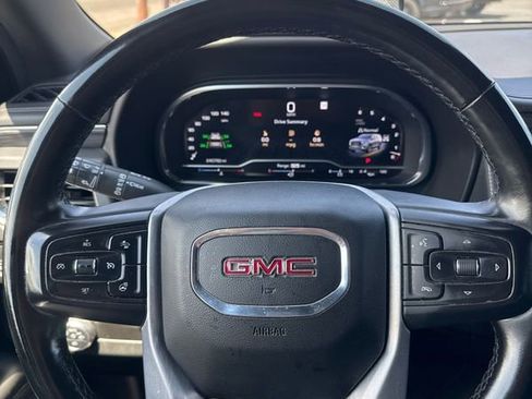 Used 2023 GMC Yukon XL SLT w/ SLT Premium Package AWD/4WD image 30