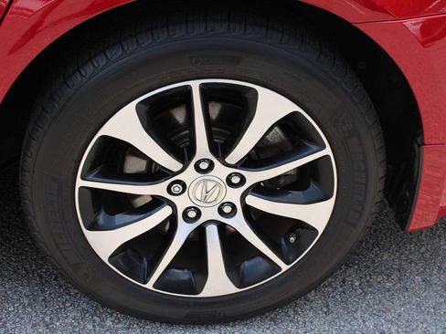 Used 2017 Acura TLX FWD image 39