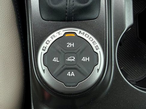 Used 2022 Ford Bronco Wildtrak AWD/4WD image 31