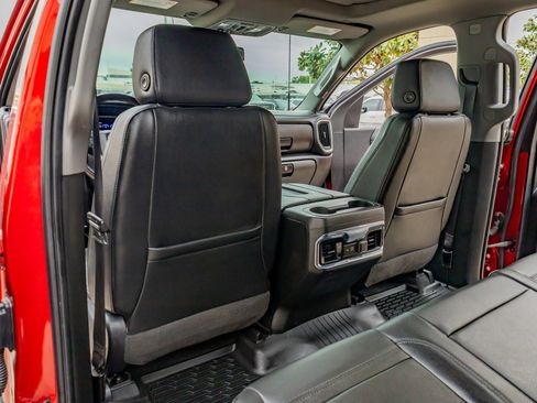 Used 2022 GMC Sierra 3500 Denali image 34