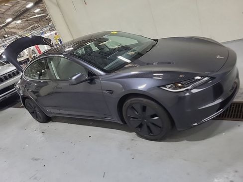 Used 2024 Tesla Model 3 Long Range RWD image 3