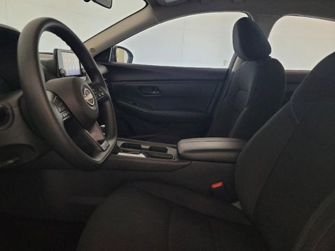 Used 2025 Nissan Sentra S FWD image 17