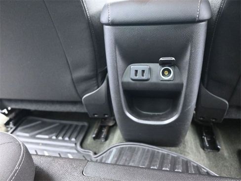 Used 2016 GMC Canyon SLE w/ SLE Convenience Package image 27