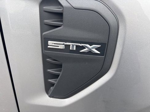 Used 2024 Ford Ranger XL image 9