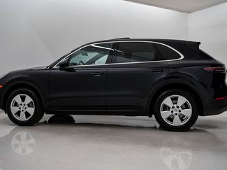 Certified 2022 Porsche Cayenne video 2