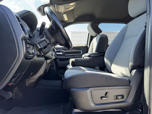 Used 2024 RAM 2500 Big Horn image 30