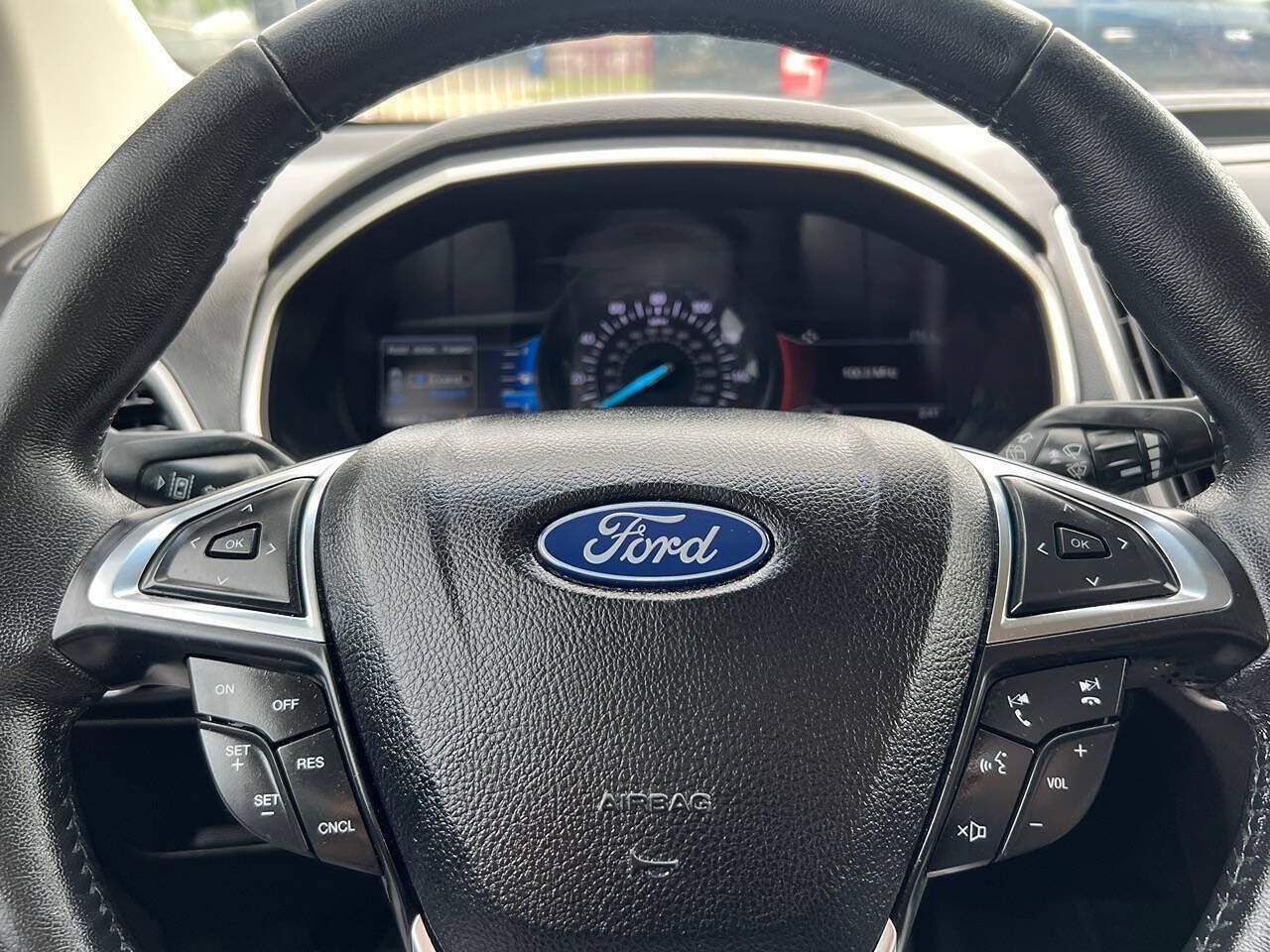 Used 2020 Ford Edge SEL w/ Convenience Package AWD/4WD image 16