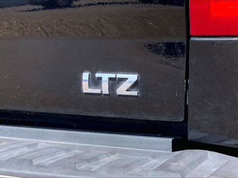 Used 2016 Chevrolet Silverado 1500 LTZ w/ LTZ Plus Package image 10