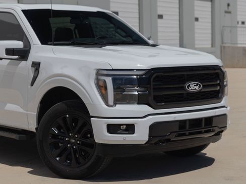 Used 2026 Ford F150 Lariat AWD/4WD image 3