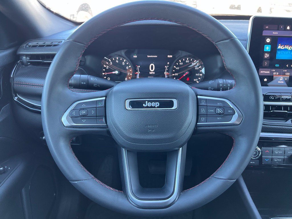 Used 2023 Jeep Compass Trailhawk AWD/4WD image 18