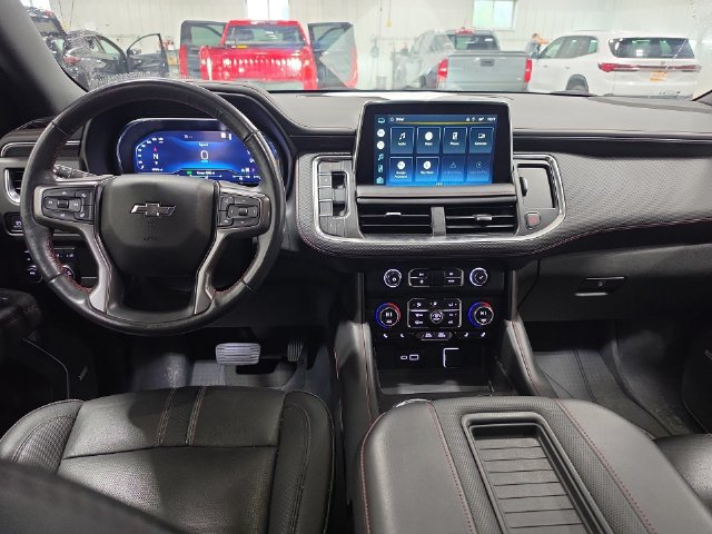 Used 2022 Chevrolet Suburban RST w/ Luxury Package AWD/4WD image 4
