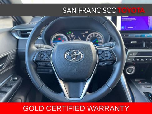 Certified 2023 Toyota Venza Nightshade image 35