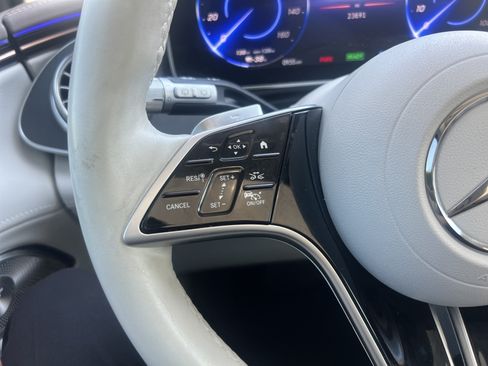 Certified 2023 Mercedes-Benz EQS 450+ SUV image 19