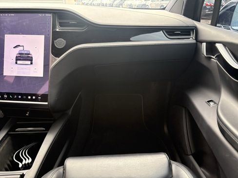 Used 2021 Tesla Model X Long Range image 8