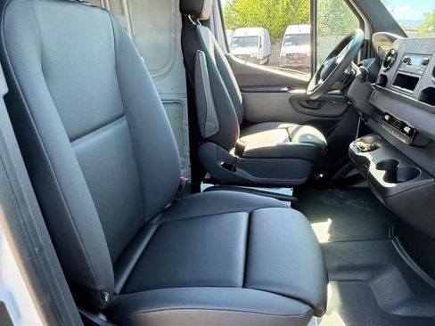 New 2026 Mercedes-Benz Sprinter 2500 image 29