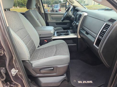 Used 2015 RAM 1500 Lone Star RWD image 26