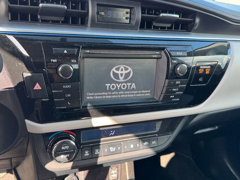 Used 2015 Toyota Corolla LE w/ Protection Package image 4
