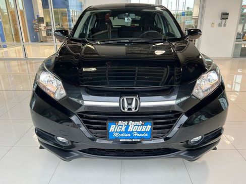 Used 2017 Honda HR-V EX image 4
