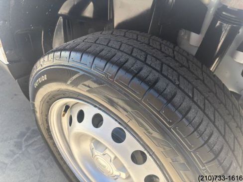 Used 2022 Ford Maverick XL image 28