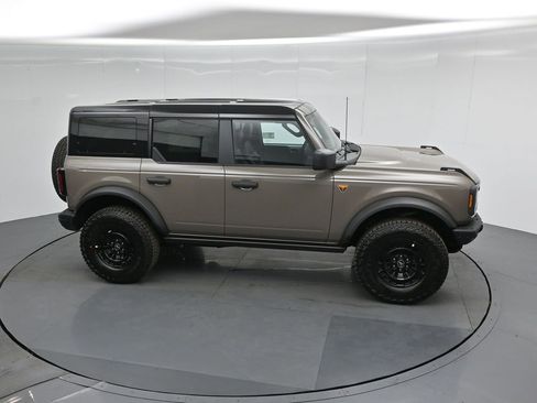 New 2026 Ford Bronco Badlands image 51