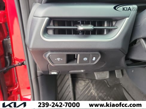 New 2026 Kia K4 LXS FWD image 21