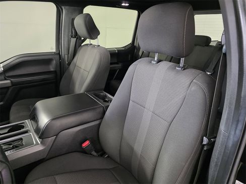 Used 2017 Ford F150 XLT w/ Equipment Group 302A Luxury image 12