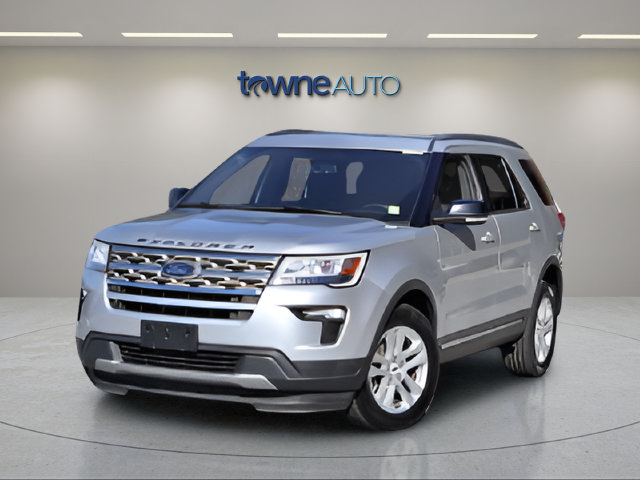 Used 2018 Ford Explorer XLT w/ Equipment Group 201A AWD/4WD image 9