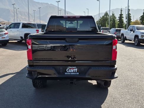 Used 2022 Chevrolet Silverado 3500 LTZ w/ LTZ Plus Package AWD/4WD image 4
