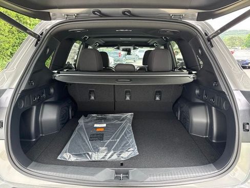 New 2026 Subaru Forester Premium AWD/4WD image 11
