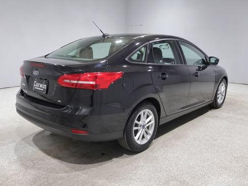 Used 2017 Ford Focus SE w/ Cold Weather Package FWD image 2