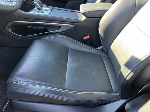 Certified 2025 Jaguar F-PACE R-Dynamic S image 18