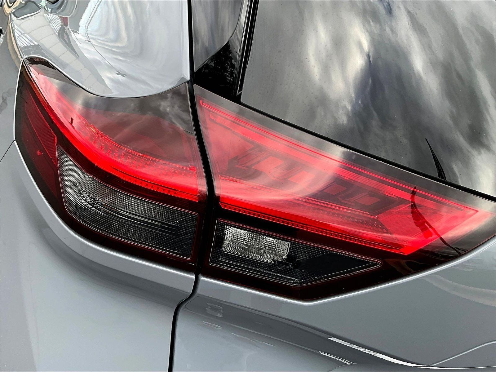 Certified 2025 Nissan Rogue SL w/ Tech Package AWD/4WD image 26