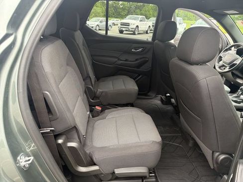 Used 2023 Chevrolet Traverse LT w/ LPO, Floor Liner Package AWD/4WD image 28