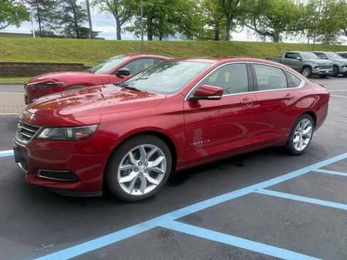 Used 2015 Chevrolet Impala LT FWD image 1