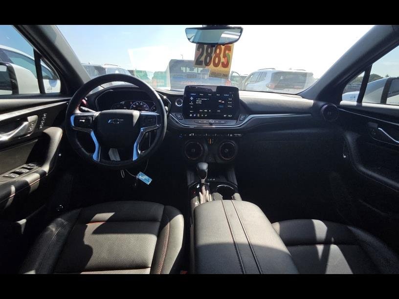 Used 2024 Chevrolet Blazer RS w/ Driver Confidence II Package FWD image 3