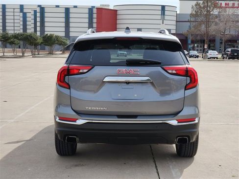 Used 2020 GMC Terrain SLT w/ Preferred Package image 6