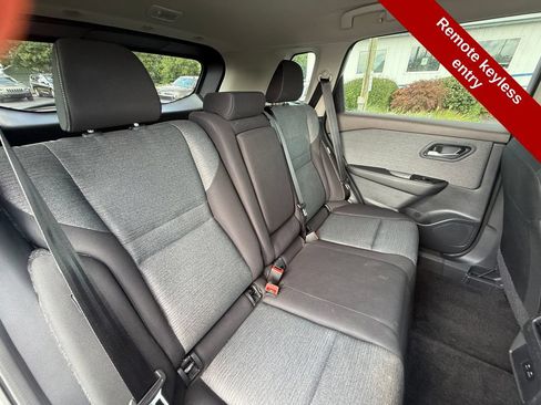 Used 2023 Nissan Rogue SV AWD/4WD image 36