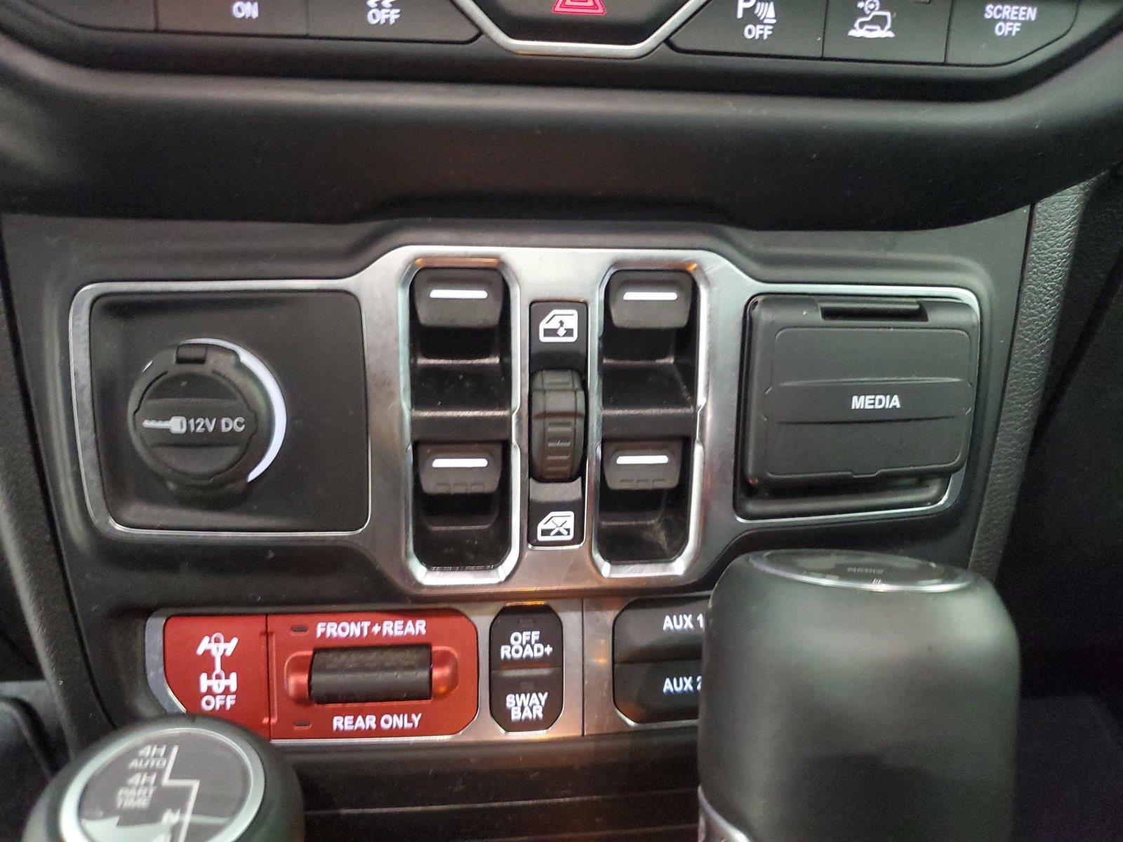 Used 2021 Jeep Wrangler Unlimited Rubicon AWD/4WD image 16