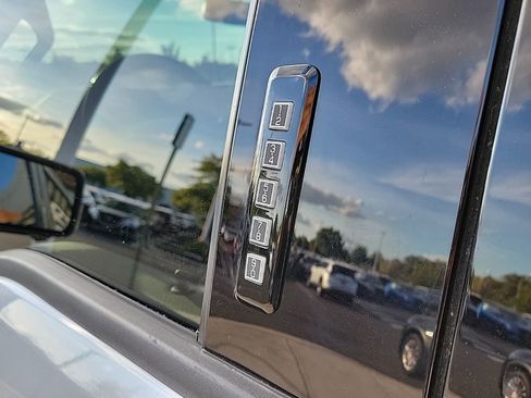 Used 2021 Ford F150 XLT w/ Equipment Group 302A High image 27