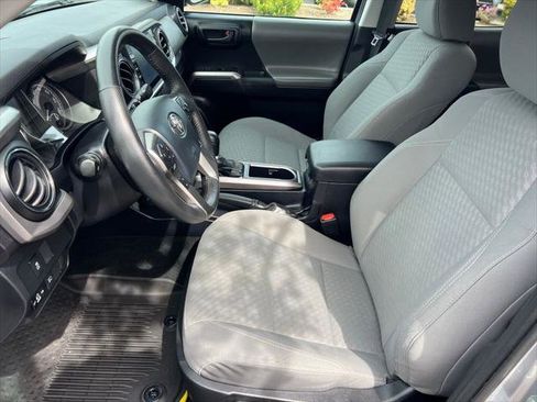 Certified 2020 Toyota Tacoma SR5 image 14