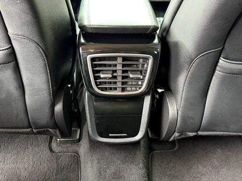 Used 2023 Lincoln Nautilus AWD w/ Premium Package image 20