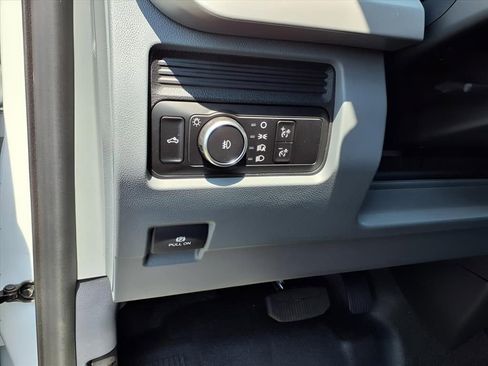 New 2023 Ford F250 XL w/ XL Chrome Package RWD image 13